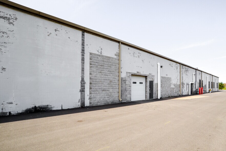 More Photos Of 1901-1911 E Edwardsville Rd, Wood River Warehouse For Lease