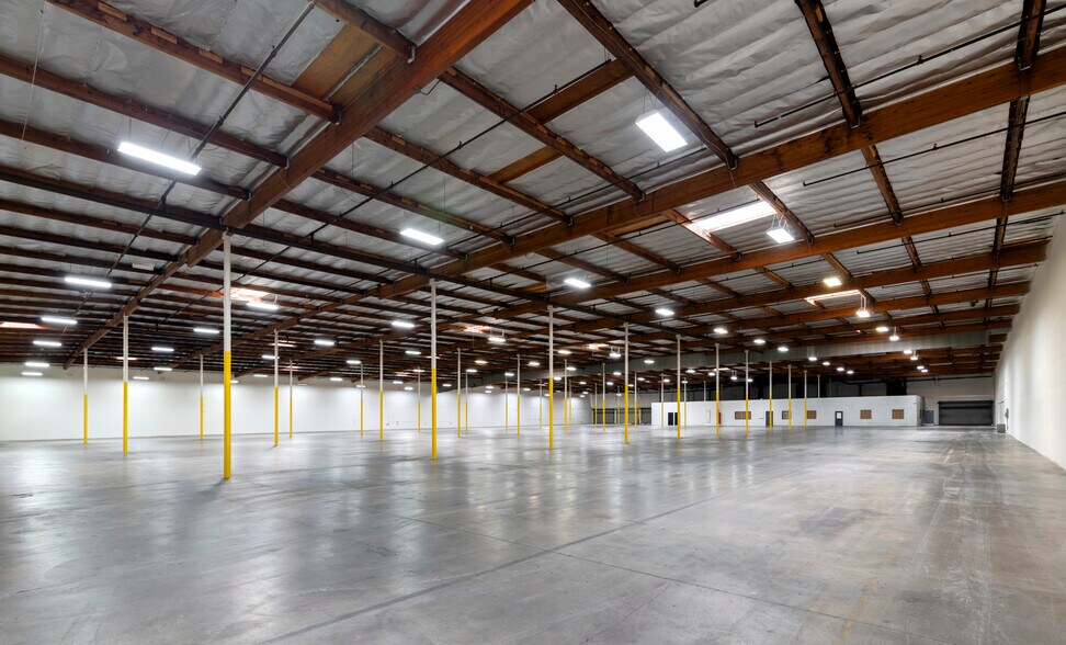 More Photos Of 16175-16185 Stephens St, City of Industry Warehouse For Lease