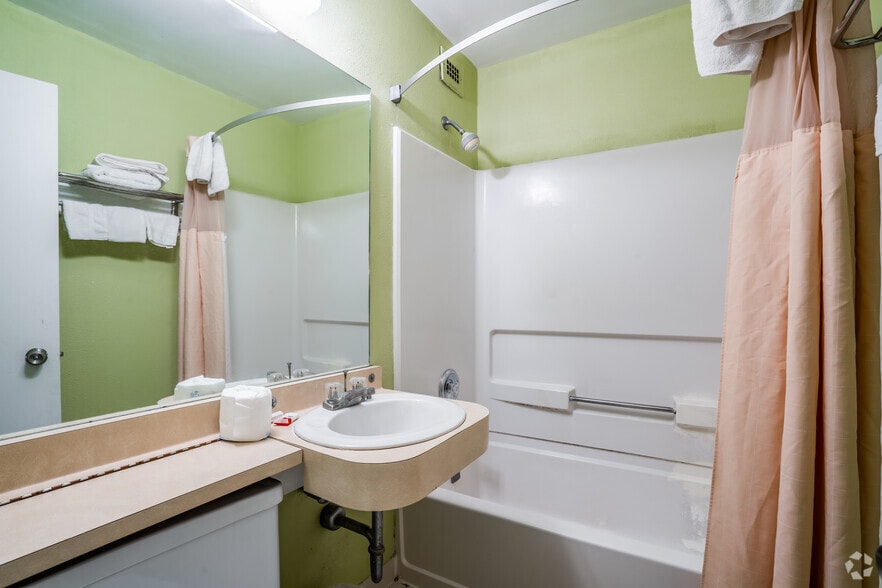 More Photos Of 4853 W Henrietta Rd, Henrietta Hotel For Sale