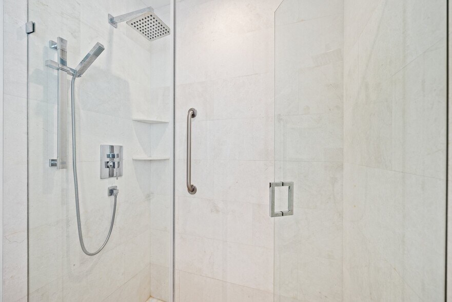 More Photos Of 36 Phoenetia Ave, Coral Gables Apartments For Sale