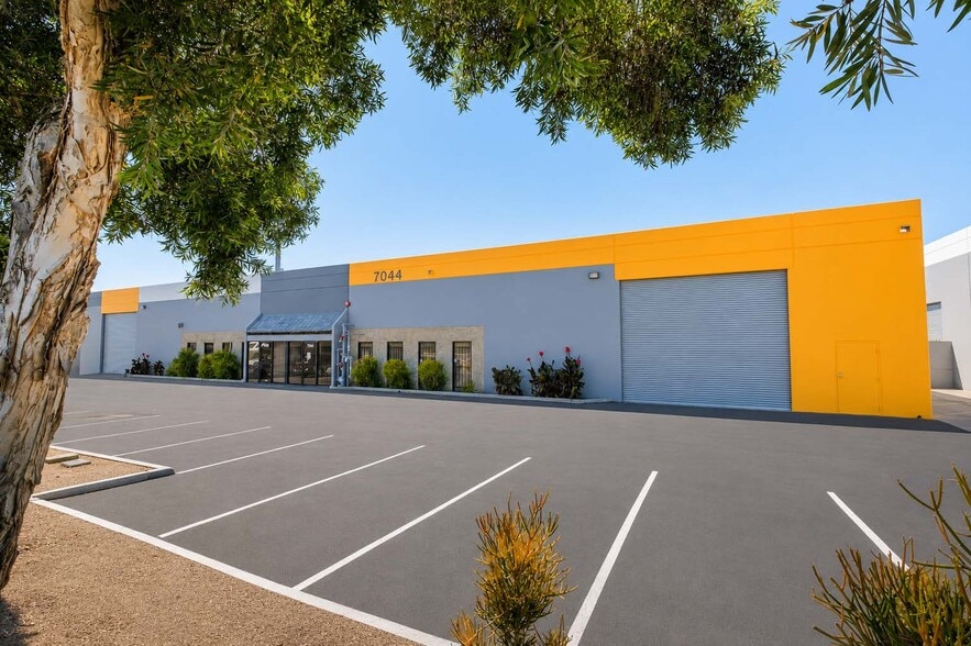 More Photos Of 7054 Carroll Rd, San Diego Industrial For Lease