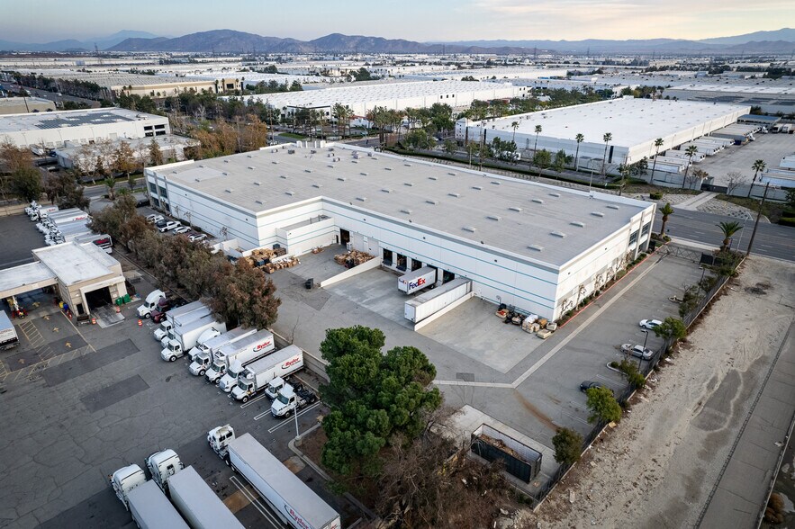 More Photos Of 12178 4th St, Rancho Cucamonga Warehouse For Lease