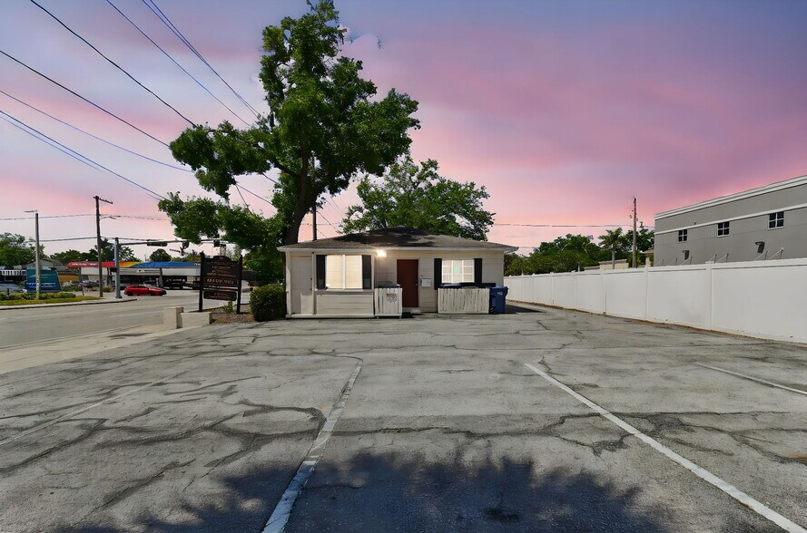 More Photos Of 3019 W Azeele St, Tampa Loft Creative Space For Sale