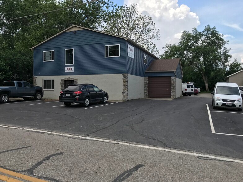 More Photos Of 3959 Fulton Grove Rd, Cincinnati Flex For Sale