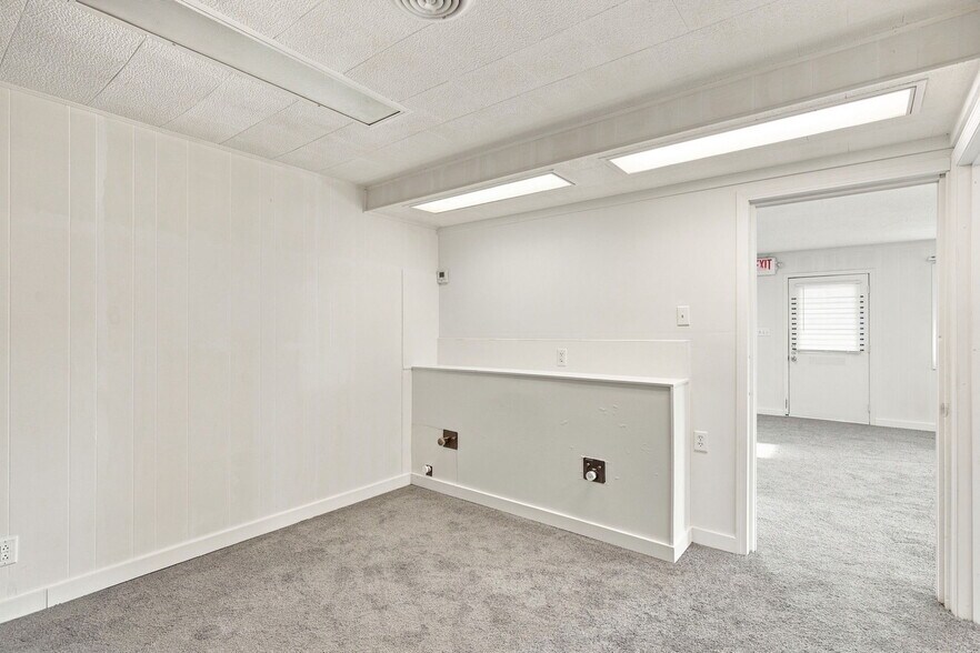 More Photos Of 3741 State Rte 30 Hwy, Lonedell Multifamily For Sale