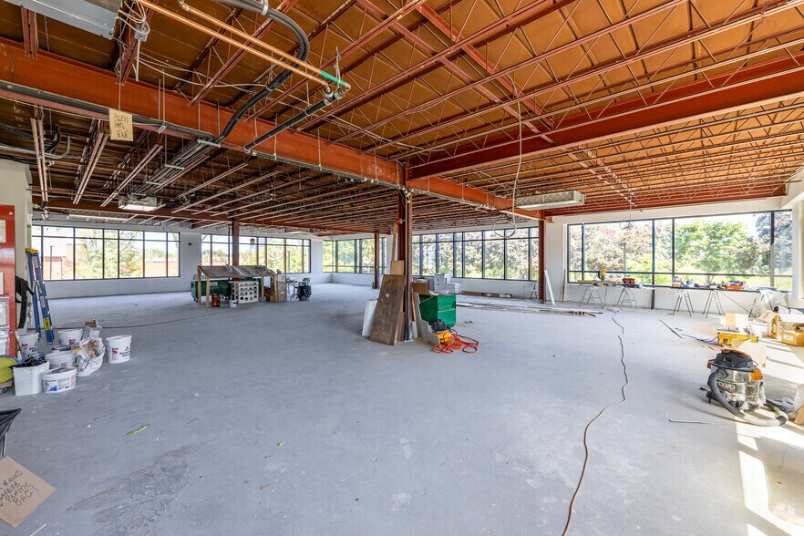 More Photos Of 170 Evans Av, Toronto Office For Lease