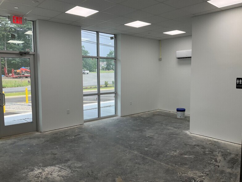 More Photos Of 17 Cpl Luigi Marciante Jr Memorial Dr, Jackson Township Industrial For Lease