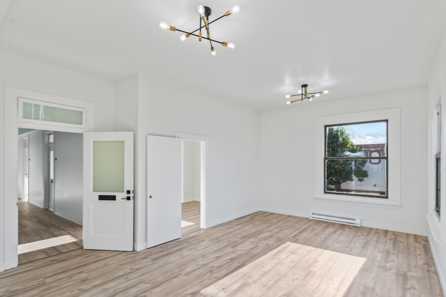 More Photos Of 2411 Santa Clara Ave, Alameda Bank For Lease