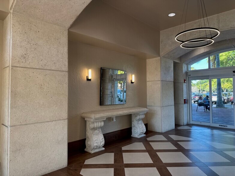 More Photos Of 15600 NW 67th Ave, Miami Lakes Office For Lease