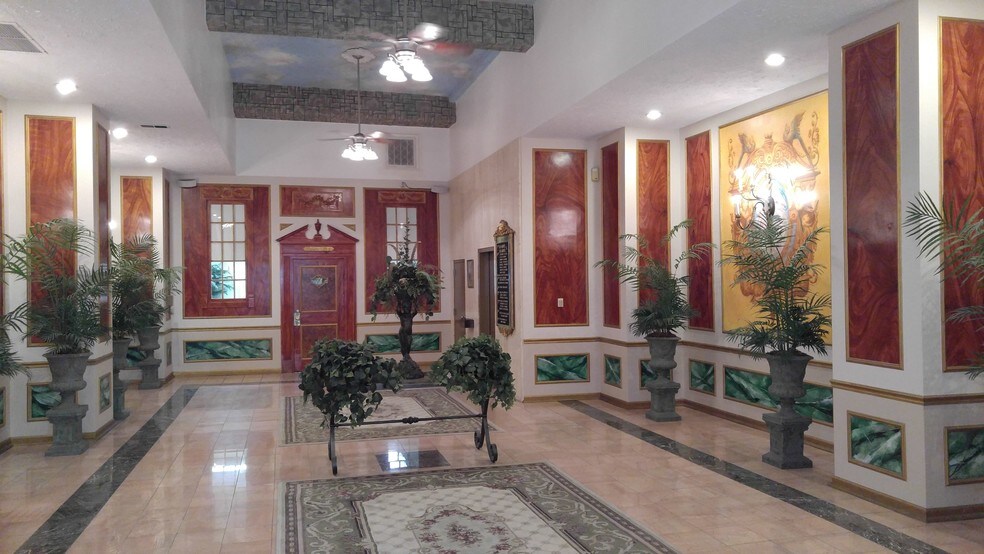 More Photos Of 1108 Olive St, Saint Louis Office For Sale