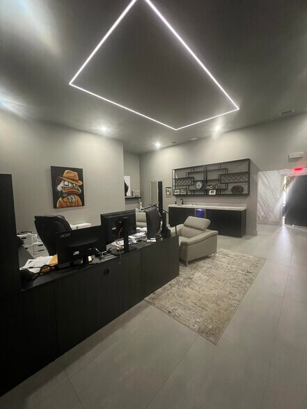 More Photos Of 5349-5371 N Nob Hill Rd, Sunrise Office For Sale