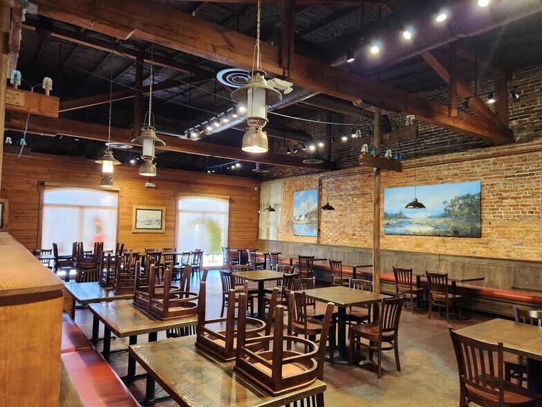 More Photos Of 122 Main St, Thomson General Retail For Sale