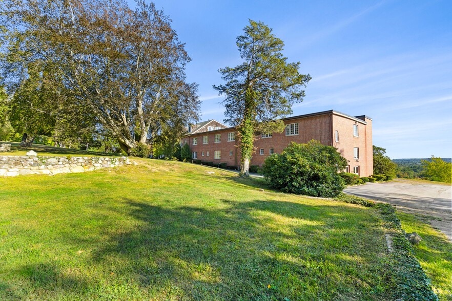 More Photos Of 50 Mansion Dr, Rowley Skilled Nursing Facility For Sale