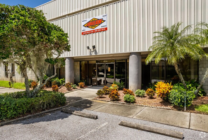 More Photos Of 4514 19th Street Ct E, Bradenton Manufacturing For Lease