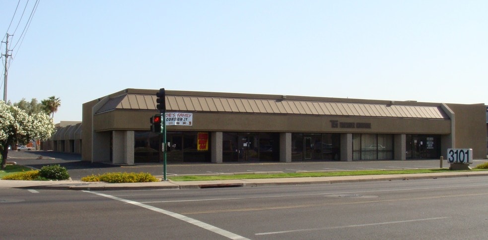 Primary Photo Of 3101 W Thomas Rd, Phoenix Service For Lease