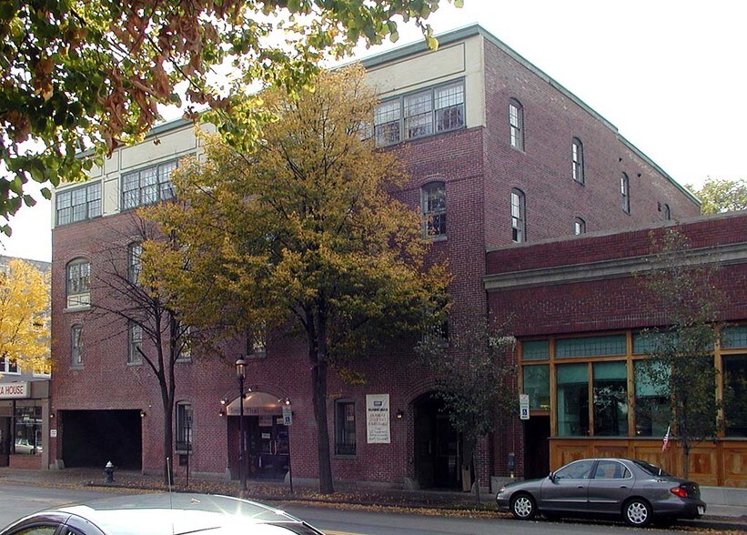 More Photos Of 316-320 Washington St, Brookline Loft Creative Space For Lease