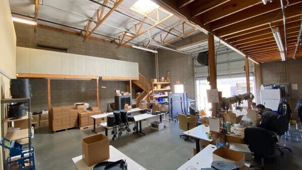 More Photos Of 219 S William Dillard Dr, Gilbert Warehouse For Lease