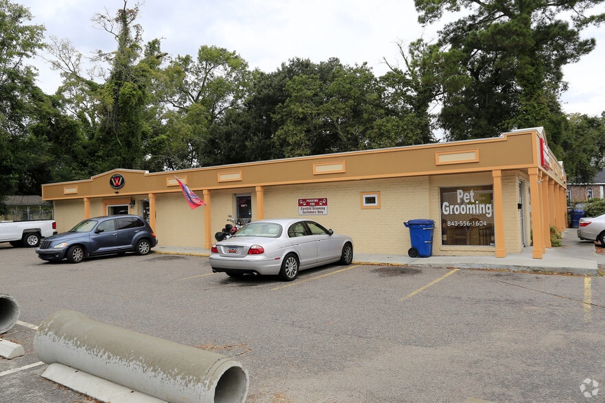 More Photos Of 1727 Ashley River Rd, Charleston Unknown For Lease