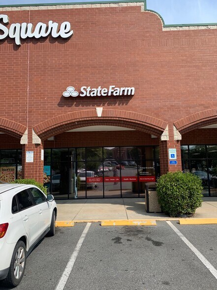 More Photos Of 2728-2750 Celanese Rd, Rock Hill Unknown For Lease