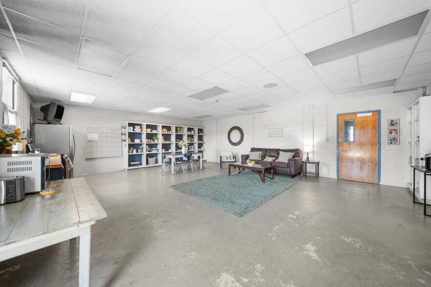 More Photos Of 220 Landrum Dr, Millen Schools For Sale