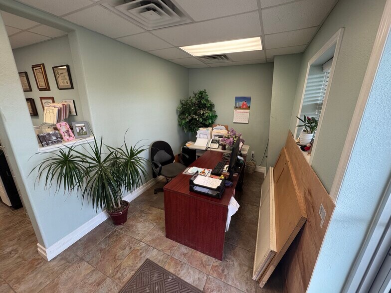 More Photos Of 5775 126th Ave N, Clearwater Warehouse For Sale