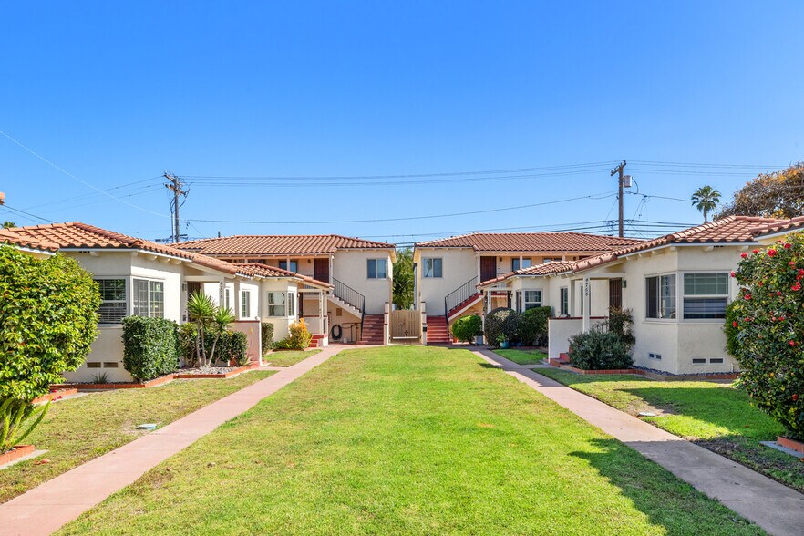 More Photos Of 4766-4780 Niagara Ave, San Diego Apartments For Sale