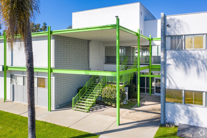 More Photos Of 13330 Bloomfield Ave, Norwalk Medical For Sale