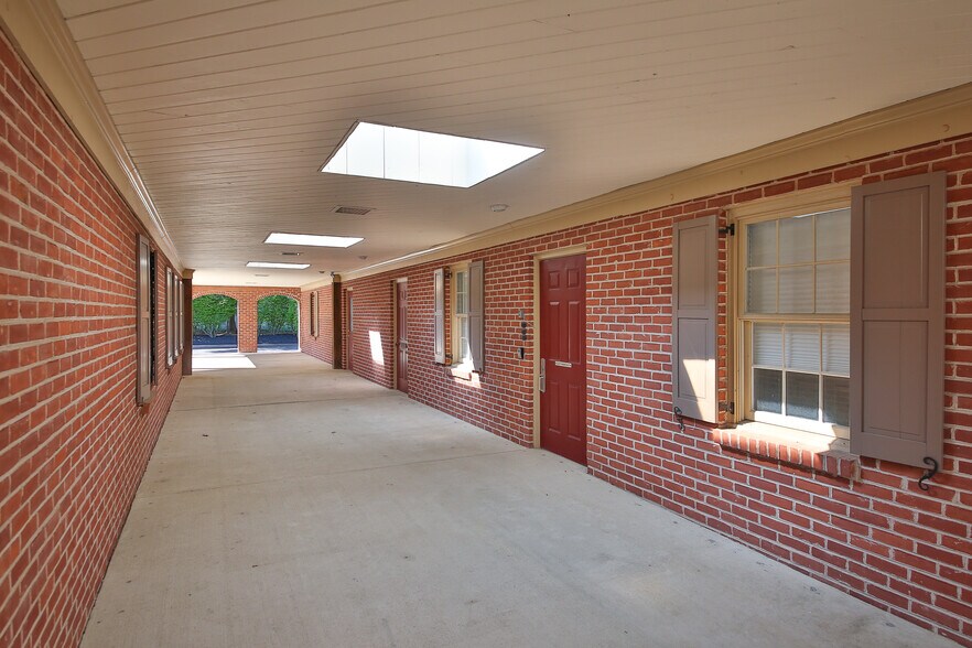 More Photos Of 301 S Main St, Doylestown Medical For Sale