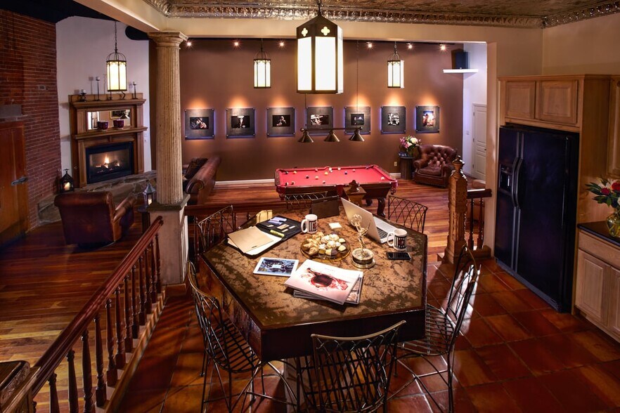 More Photos Of 1400 Breed St, Pittsburgh Movie Radio TVStudio For Lease