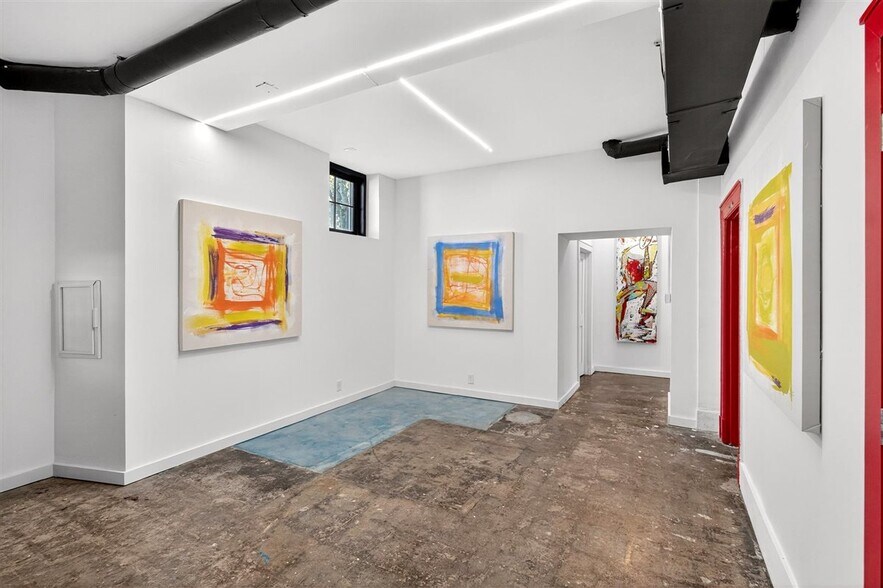 More Photos Of 1034 S Kingshighway Blvd, Saint Louis Office For Sale