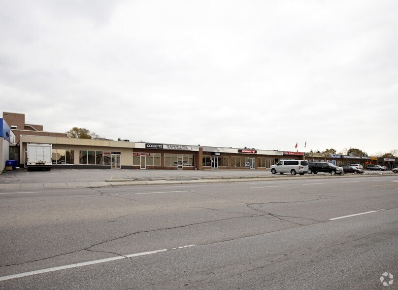 More Photos Of 116-120 Speers Rd, Oakville General Retail For Sale