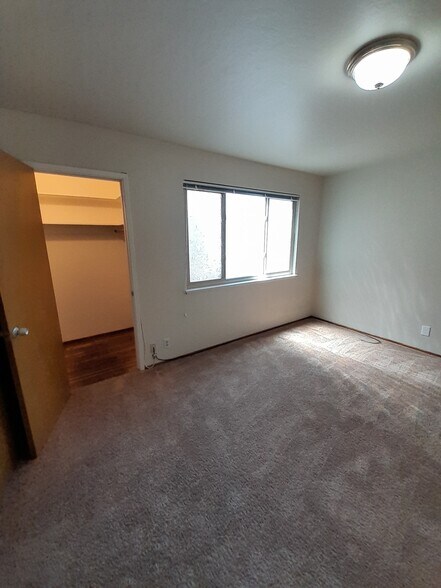 More Photos Of 5625 Mission St, San Francisco Multifamily For Sale