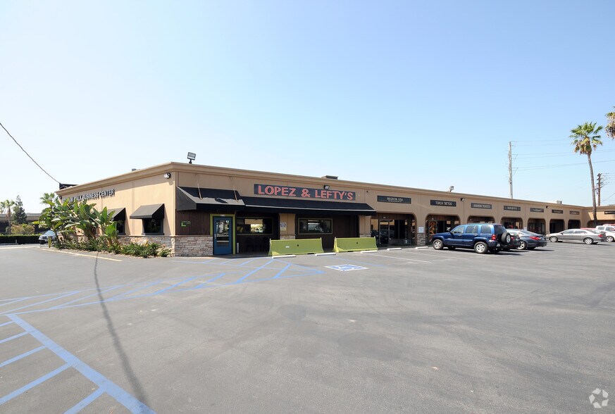 More Photos Of 1721-1759 Claudina Way, Anaheim Warehouse For Lease