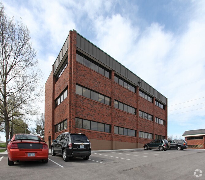 More Photos Of 10300 W 103rd St, Overland Park Office For Sale