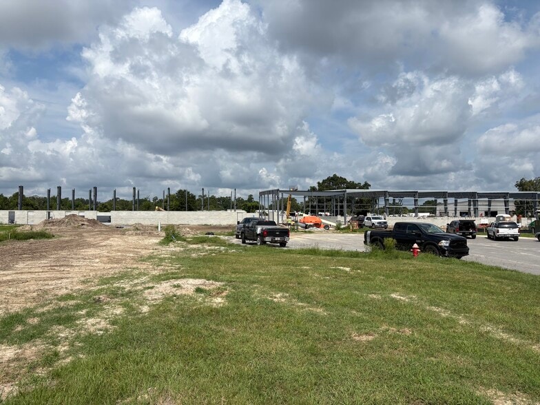 Primary Photo Of 3882 Enterprise Way, Sanford Distribution For Lease