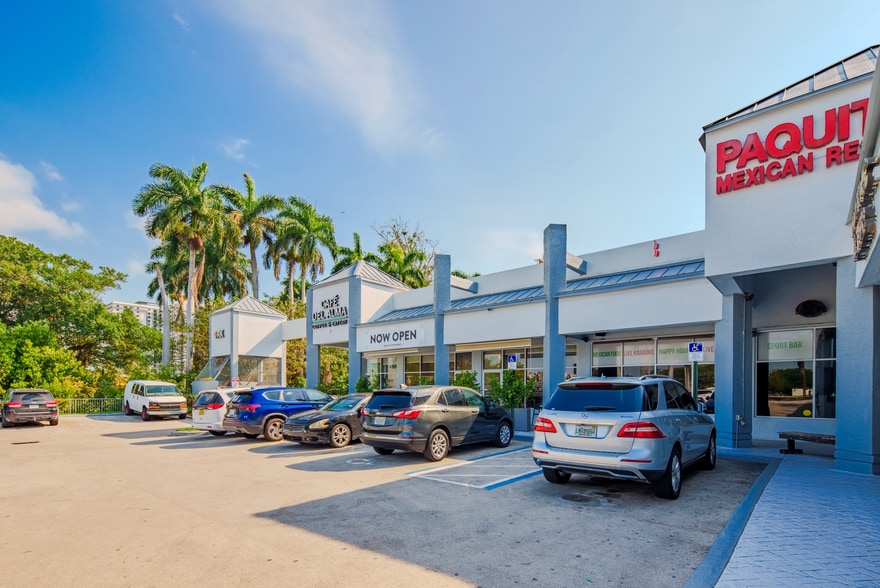 More Photos Of 16215-16295 Biscayne Blvd, North Miami Beach Unknown For Lease