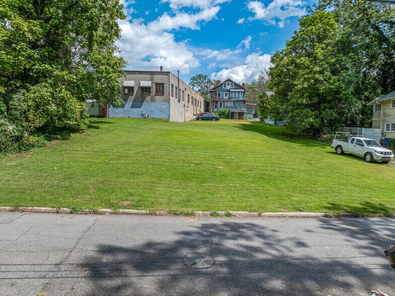 More Photos Of 210 Merrimon Ave, Asheville Land For Sale