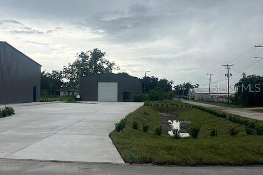 More Photos Of 14618 6th St, Dade City Warehouse For Sale