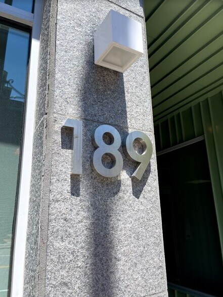 More Photos Of 189 Cambridge St, Cambridge Loft Creative Space For Lease