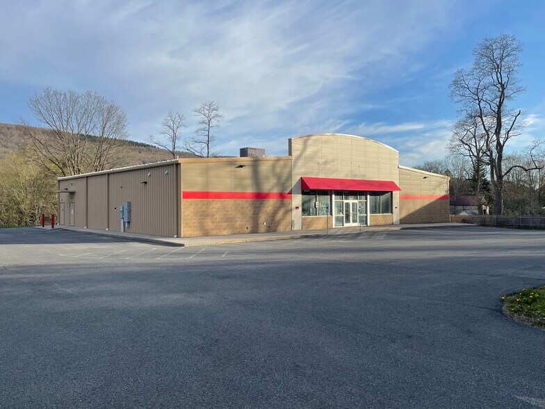 More Photos Of 270 Main St, Worcester Freestanding For Sale