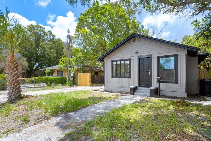 More Photos Of 1357 Overlea St, Clearwater Specialty For Sale