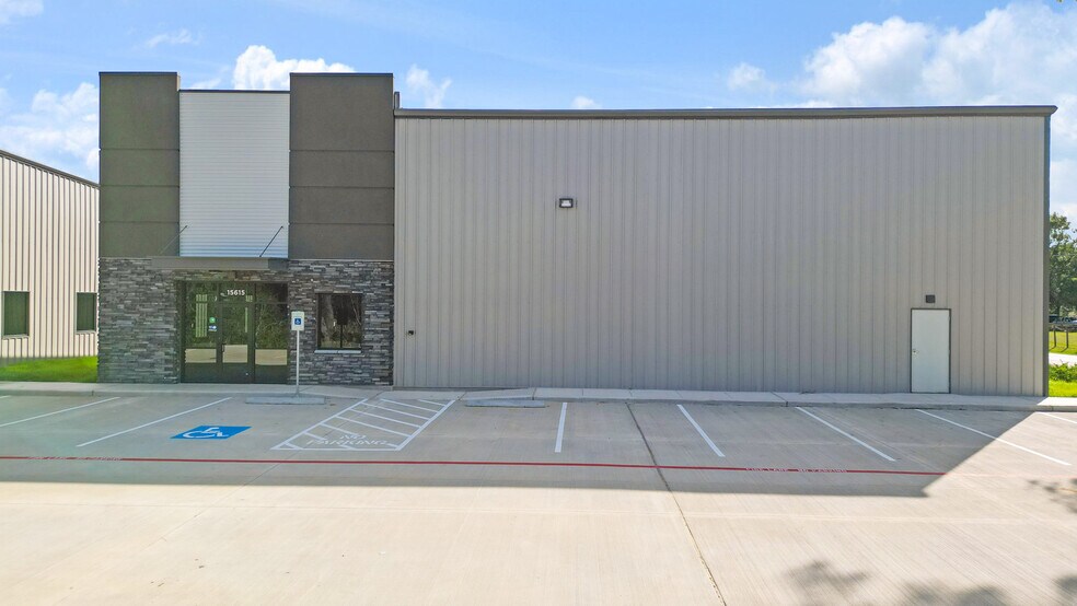 More Photos Of 15615 Jarvis Rd, Cypress Unknown For Lease