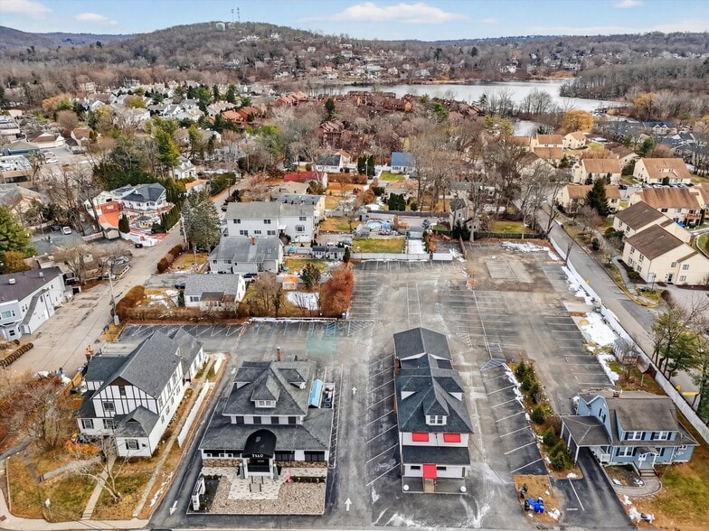 More Photos Of 2002 E Main St, Mohegan Lake Multifamily For Sale