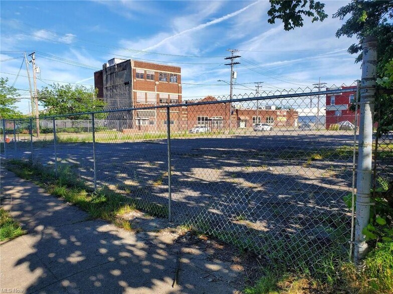 More Photos Of E 140th Cleveland st, Cleveland Land For Sale