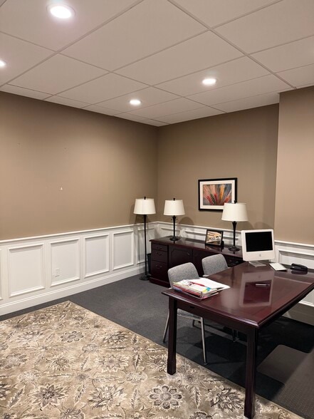 More Photos Of 9 Brookside Rd, Redding Showroom For Sale