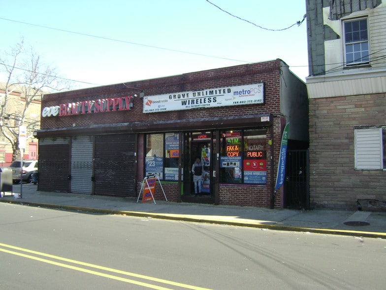 More Photos Of 628-630 Grove St, Irvington General Retail For Sale