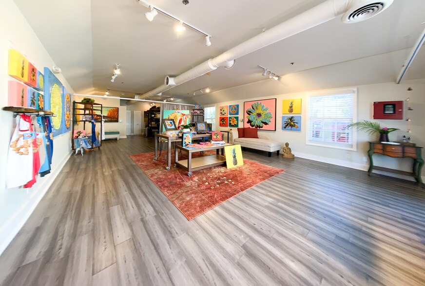 More Photos Of 1012 Truman Ave, Key West Storefront For Sale
