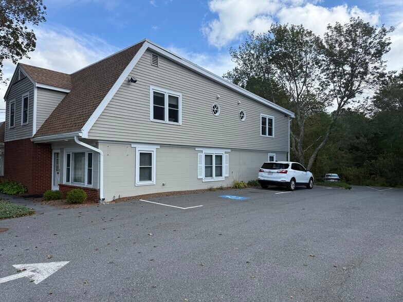 More Photos Of 178 Park St, North Reading Medical For Lease