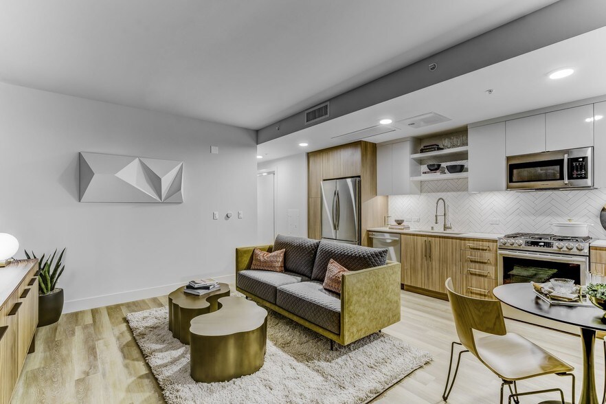 More Photos Of 1640 Broadway, Oakland Apartments For Lease