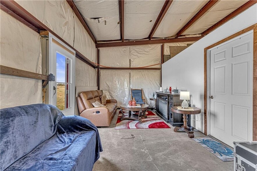 More Photos Of 19731 Nokes Farm Rd, Siloam Springs Trailer Camper Park For Sale